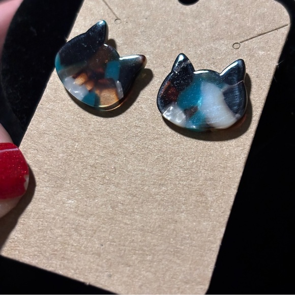Simplified Cat Face Shape Blue Calico - Resin Stud Earrings, Gift for Cat Lover - Picture 3 of 6